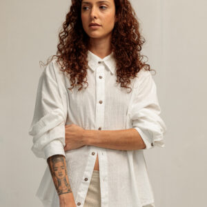 Camisa botões Over Feminina